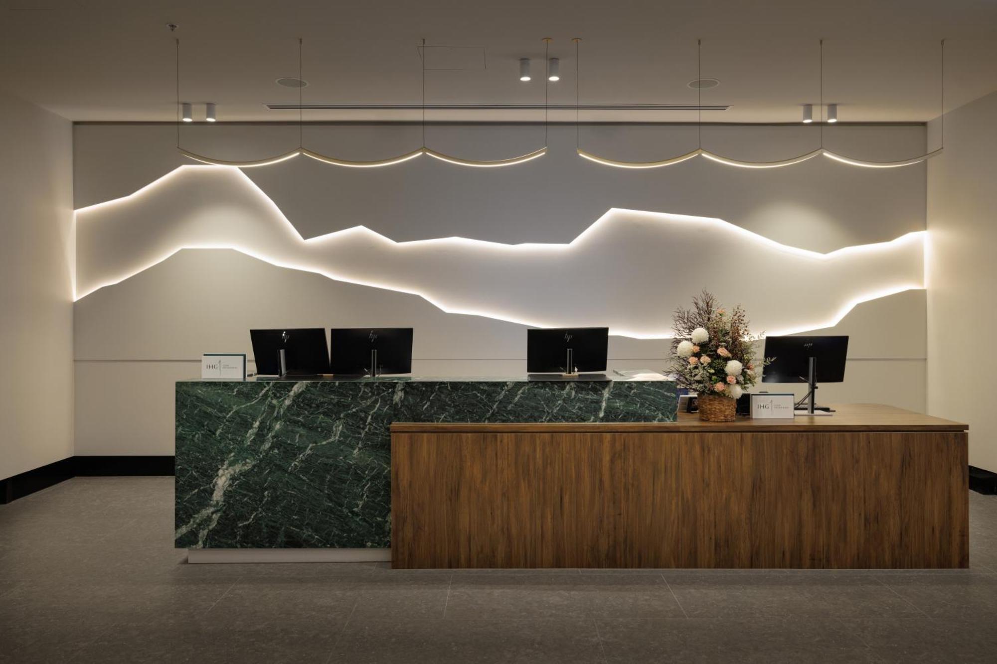 Crowne Plaza Adelaide Mawson Lakes By Ihg Экстерьер фото